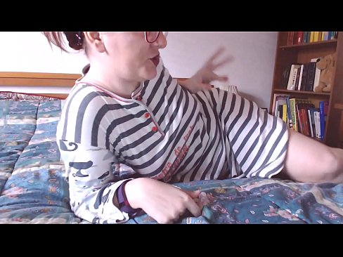 ❤️ Tóg an coileach mór dubh seo i do bhéal sclábhaí beag ☑ Porn crua linn ﹏